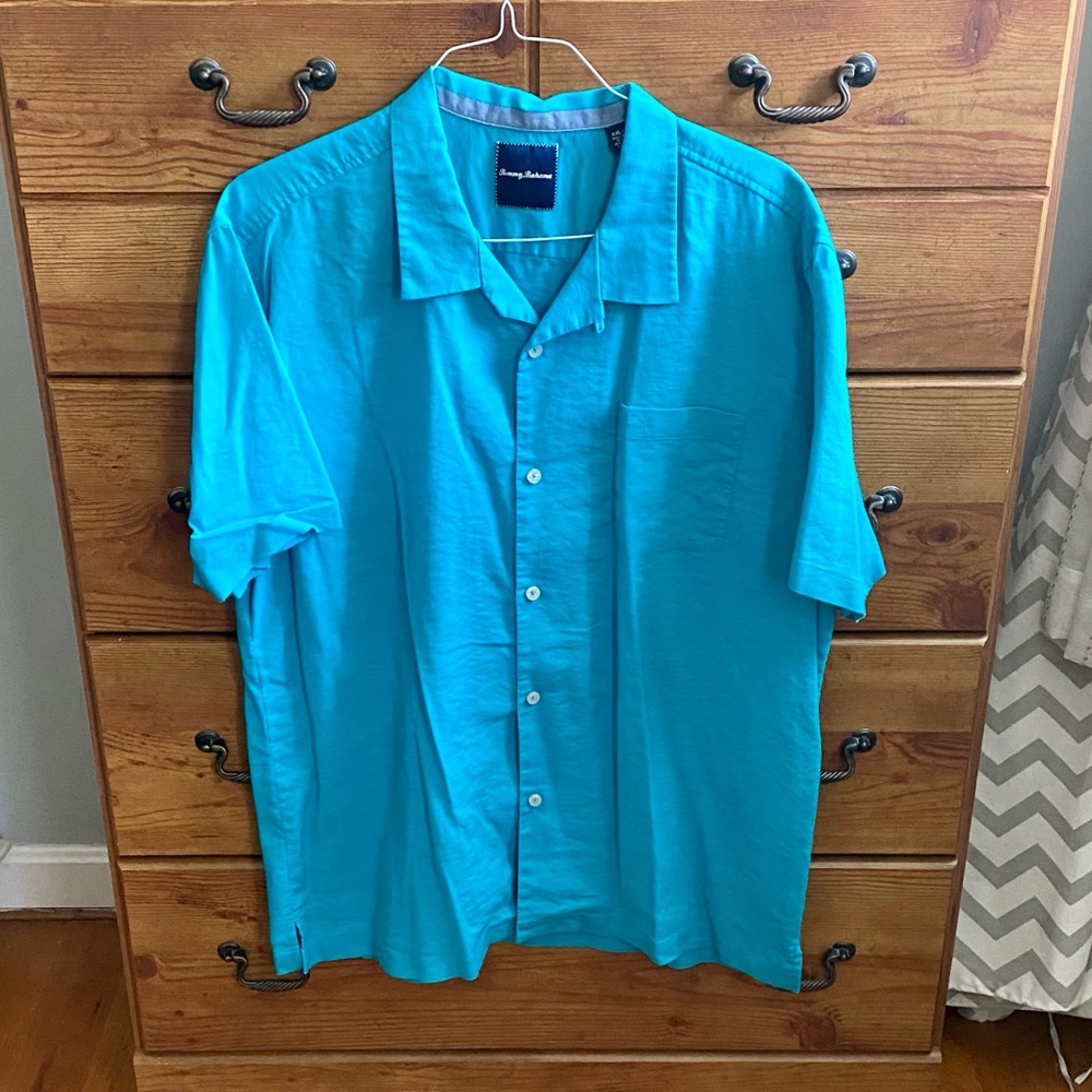 Tommy Bahama Teal Hawaiian Style Shirt